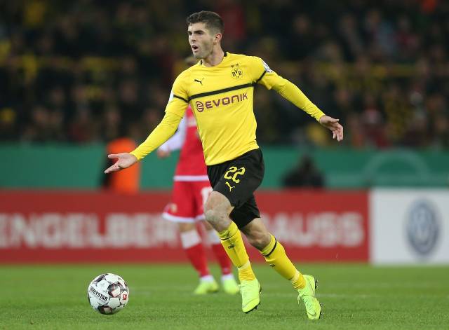 中场球员尼 中场球员尼