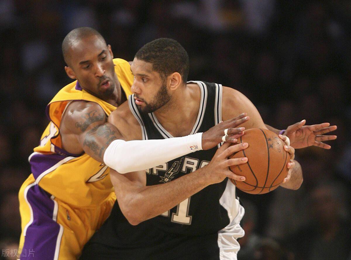 攻与禁区内 攻与禁区内