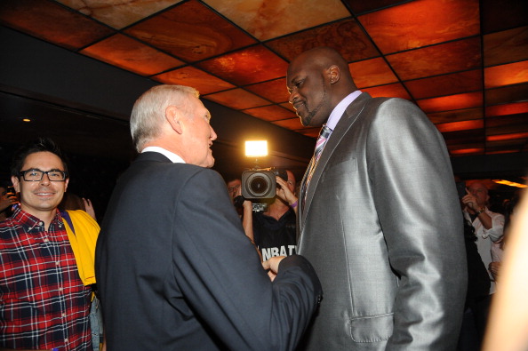 占据上风 占据上风